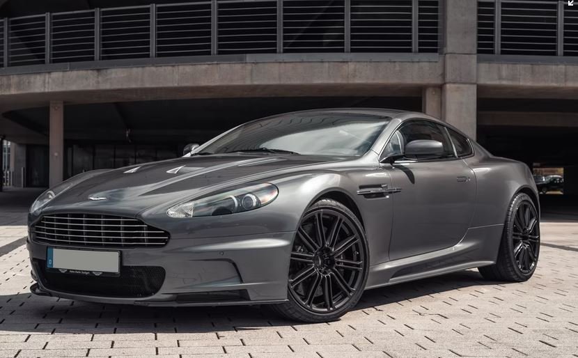 HIRE ASTON MARTIN LIMO